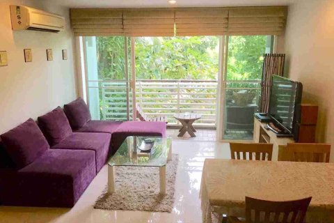 Condo in Bangkok, Thailand, 2 bedrooms № 183349 - photo 9