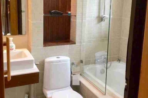 Condo in Bangkok, Thailand, 2 bedrooms № 183349 - photo 7
