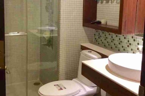 Condo in Bangkok, Thailand, 2 bedrooms № 183349 - photo 5