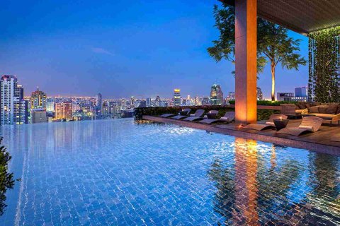 Condo in Bangkok, Thailand, 2 bedrooms  № 183352 - photo 2