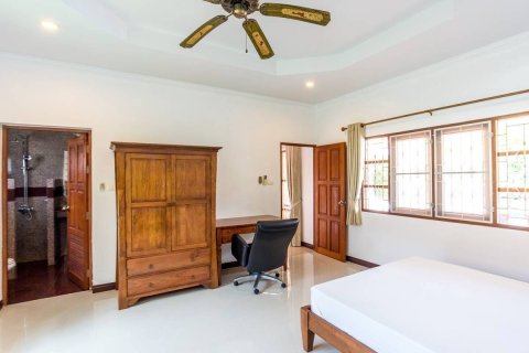 Villa in Hua Hin, Thailand 3 bedrooms № 168784 - photo 12