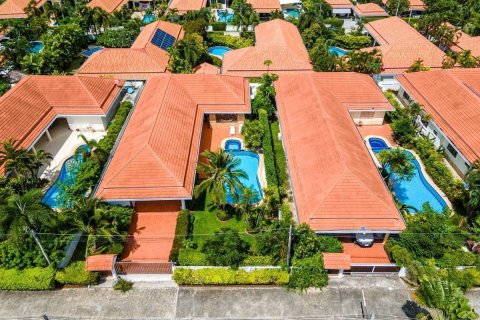 Villa in Hua Hin, Thailand 3 bedrooms № 168784 - photo 19