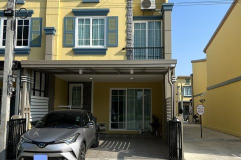 Townhouse in Nong Khaem, Bangkok, Thailand 4 bedrooms № 170833 - photo 12