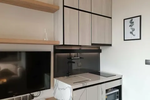 Студия в кондо в Пхракханонге, Бангкок, Таиланд № 170834 - фото 4