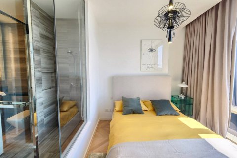 Condo in Bangkok, Thailand, 2 bedrooms  № 181122 - photo 13