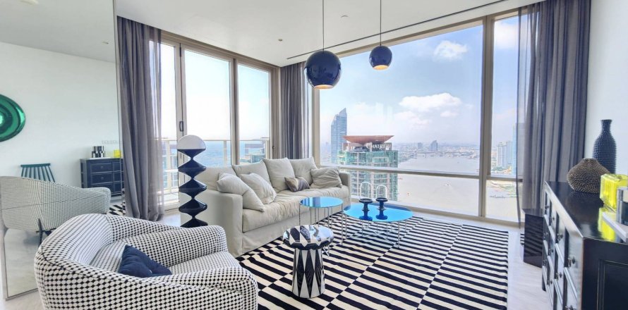 Condo in Bangkok, Thailand, 2 bedrooms  № 181122
