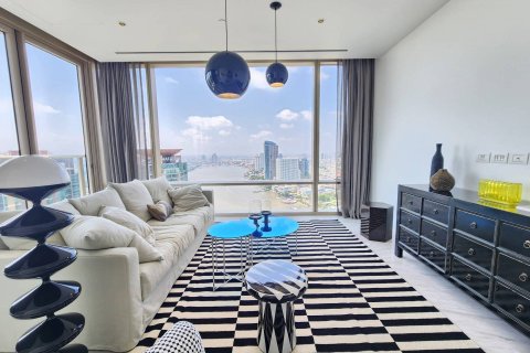 Condo in Bangkok, Thailand, 2 bedrooms  № 181122 - photo 2