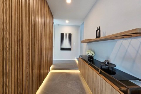 House in Bangkok, Thailand 4 bedrooms № 181127 - photo 11