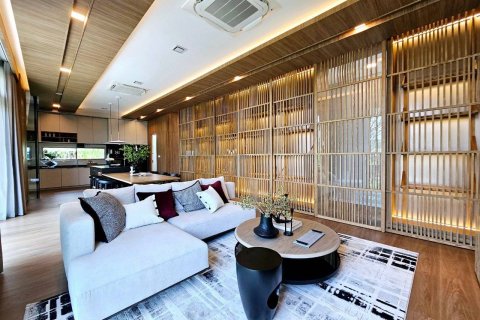 House in Bangkok, Thailand 4 bedrooms № 181127 - photo 2
