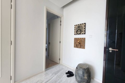 Condo in Bangkok, Thailand, 2 bedrooms  № 181123 - photo 14