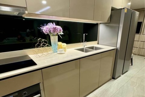 Condo in Bangkok, Thailand, 3 bedrooms  № 181128 - photo 8