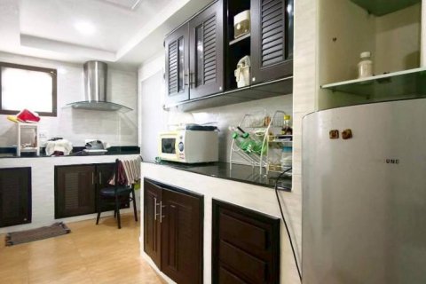 Condo in Pattaya, Thailand, 1 bedroom  № 172720 - photo 9