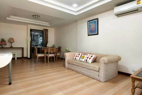 Condo in Pattaya, Thailand, 1 bedroom  № 172720 - photo 2