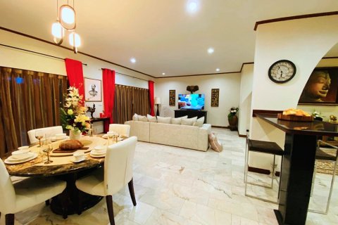 House in Hua Hin, Thailand 3 bedrooms № 168108 - photo 9