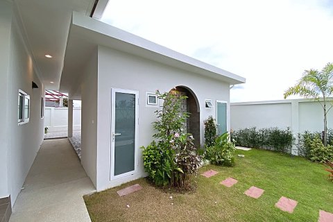 House in Hua Hin, Thailand 3 bedrooms № 168106 - photo 8