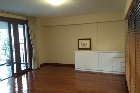 Maison à Bangkok, Thaïlande 5 chambres № 143944 - photo 25