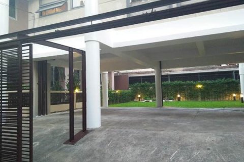 Maison à Bangkok, Thaïlande 5 chambres № 143944 - photo 3