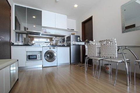 Кондоминиум с 1 спальней в Пхракханонге, Бангкок, Таиланд № 143945 - фото 10