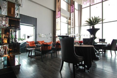 Кондоминиум с 1 спальней в Пхракханонге, Бангкок, Таиланд № 143945 - фото 12