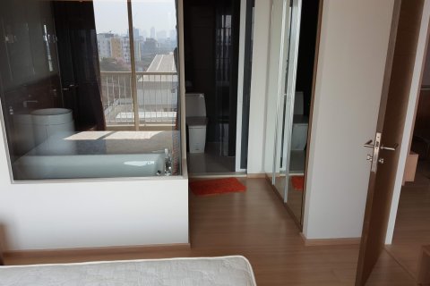 Condo à Bangkok, Thaïlande, 1 chambre  № 143948 - photo 3