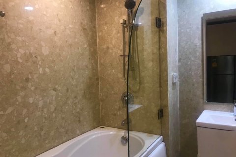 Кондоминиум с 2 спальнями в Бангкоке, Таиланд № 143947 - фото 8