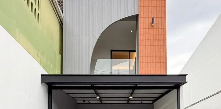 Таунхаус в Пхукете, Таиланд с 2 спальнями  № 156626