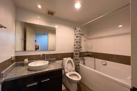 Studio dans le Condo à Khlong Toei, Bangkok, Thaïlande № 156622 - photo 4