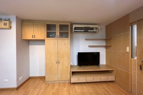 Studio dans le Condo à Khlong Toei, Bangkok, Thaïlande № 156622 - photo 7