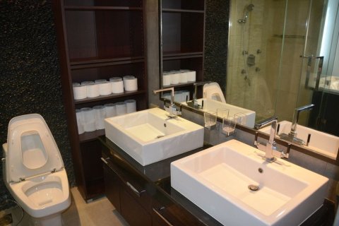 Студия в кондо в Ваттхане, Бангкок, Таиланд № 156621 - фото 15