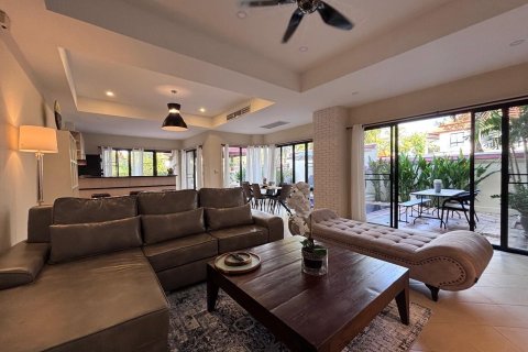 Вилла в Пхукете, Таиланд с 4 спальнями  № 170453 - фото 12