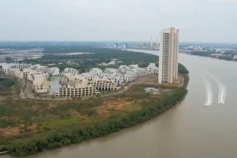 Land in Bang Pakong, Thailand 230000 sq.m. № 156657 - photo 21