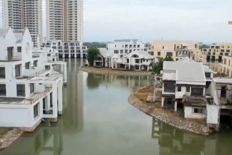 Land in Bang Pakong, Thailand 230000 sq.m. № 156657 - photo 25