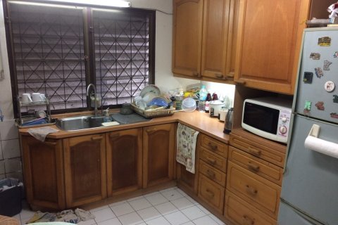 House in Chatuchak, Bangkok, Thailand 5 bedrooms № 161574 - photo 4