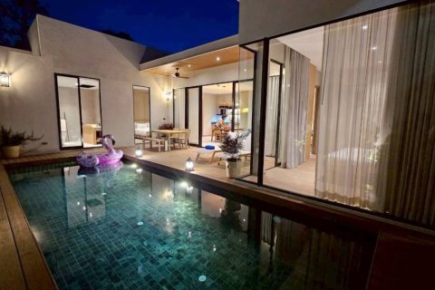 Вилла в Паттайе, Таиланд с 16 спальнями  № 150463 - фото 1