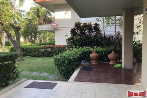 House in Cha-am, Thailand 3 bedrooms № 194194 - photo 5