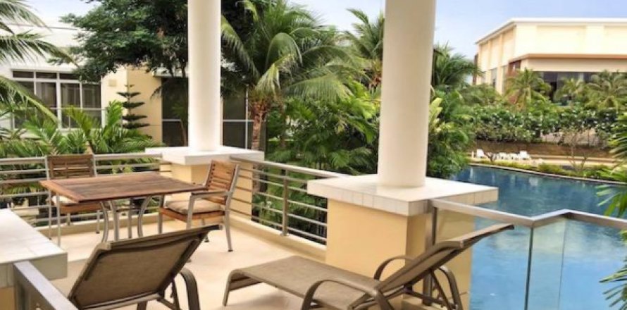 Apartment in Cha-am, Thailand 2 bedrooms № 194195