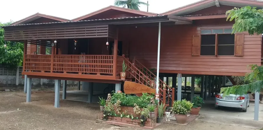 Maison à Sawankhalok, Thaïlande 4 chambres № 148913