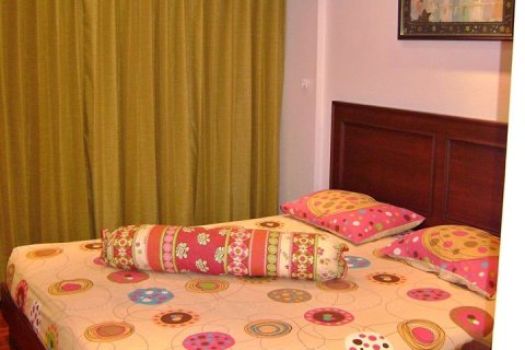 Condo in Bangkok, Thailand, 1 bedroom  № 157611 - photo 2