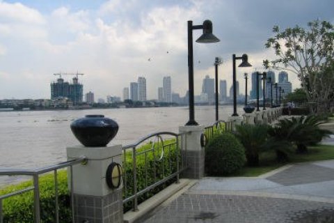 Condo in Bangkok, Thailand, 2 bedrooms  № 157610 - photo 2