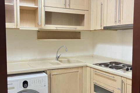 Condo in Bangkok, Thailand, 2 bedrooms  № 157610 - photo 3