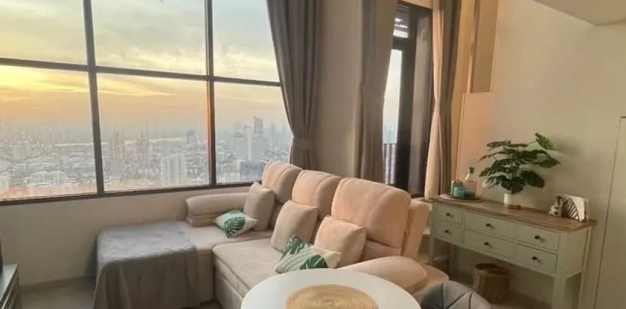 Duplex in Sathon, Bangkok, Thailand 1 Schlafzimmer № 218789