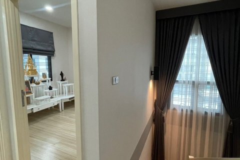 Maison à Nonthaburi, Thaïlande 3 chambres № 167261 - photo 9