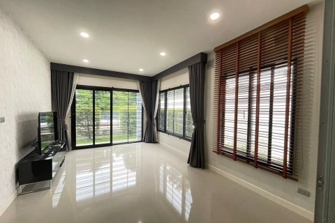 Maison à Nonthaburi, Thaïlande 3 chambres № 167261 - photo 18