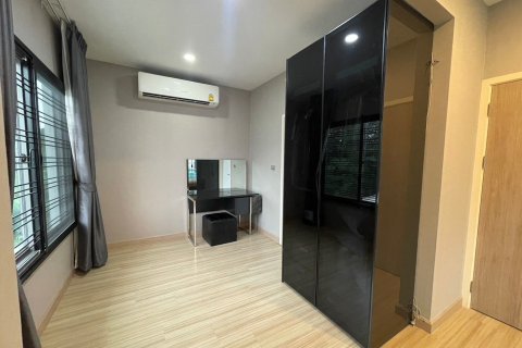 Maison à Nonthaburi, Thaïlande 3 chambres № 167261 - photo 4