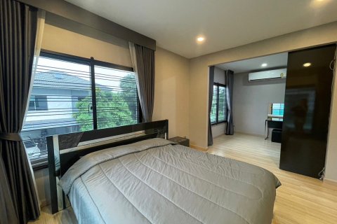 Maison à Nonthaburi, Thaïlande 3 chambres № 167261 - photo 14