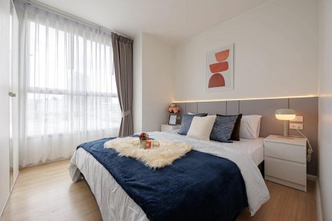 Condo à Bang Sue, Bangkok, Thaïlande, 2 chambres  № 167260 - photo 5