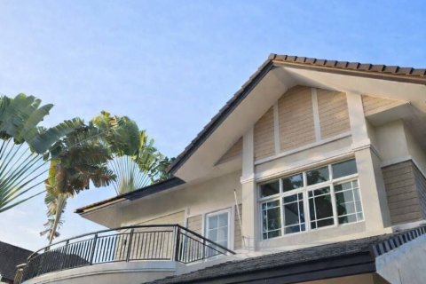 Maison à Chiang Mai, Thaïlande 5 chambres № 167259