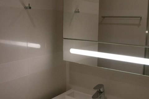 Studio in the Condo in Khlong Toei, Bangkok, Thailand  № 145064 - photo 4