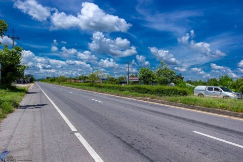 Land in Ubon Ratchathani, Thailand 9600 sq.m. № 145066 - photo 4