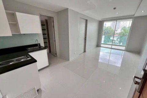 Студия в кондо в Ваттхане, Бангкок, Таиланд № 145065 - фото 5